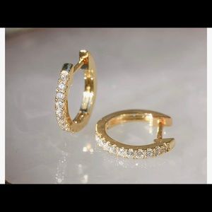 Pomoda 14 K gold plated huggie Hoop earrings